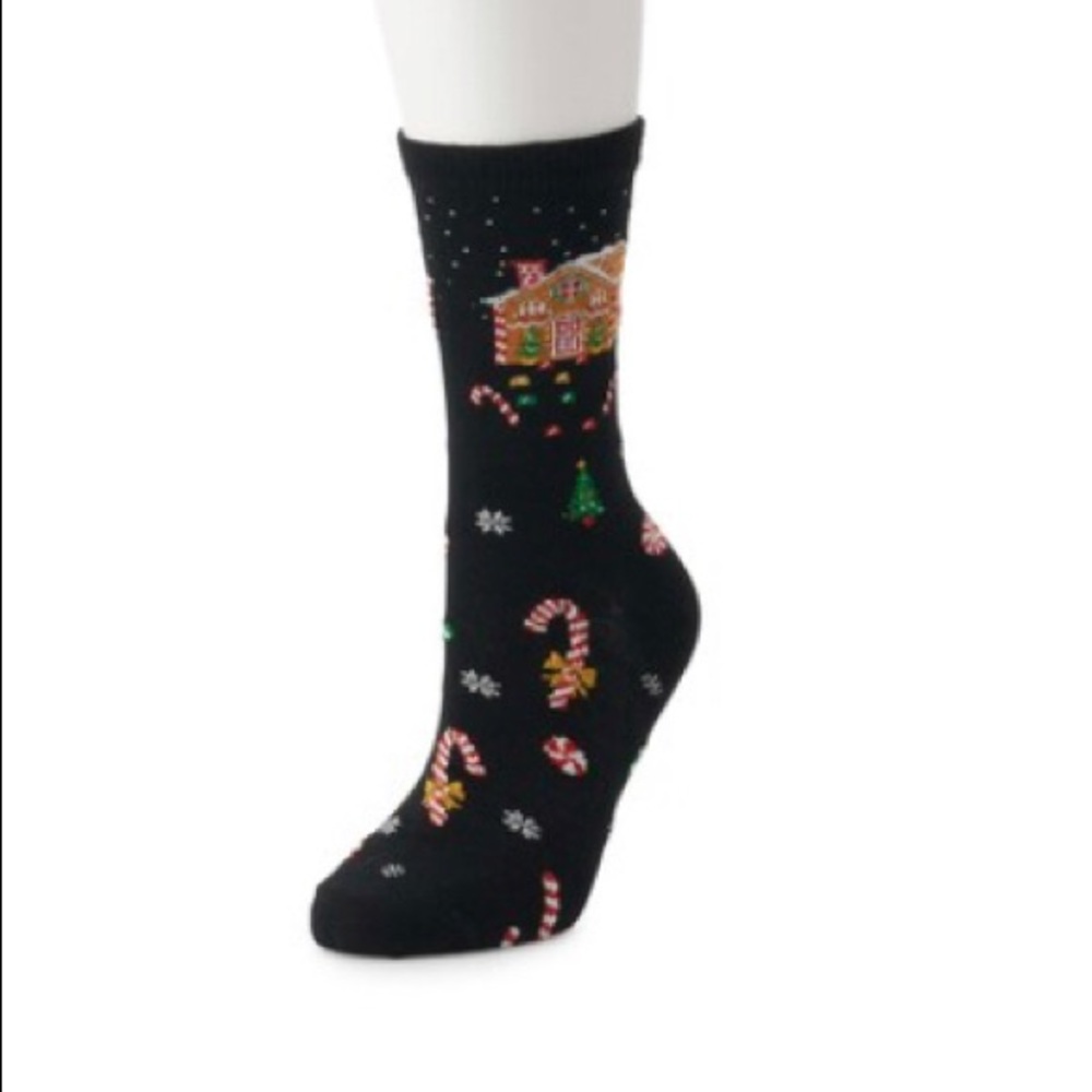 Lot of 2 pair of Christmas crew socks